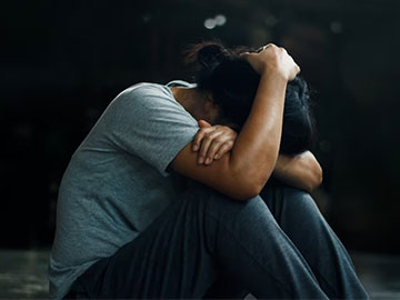 How to Identify the Signs and Symptoms of Depression?